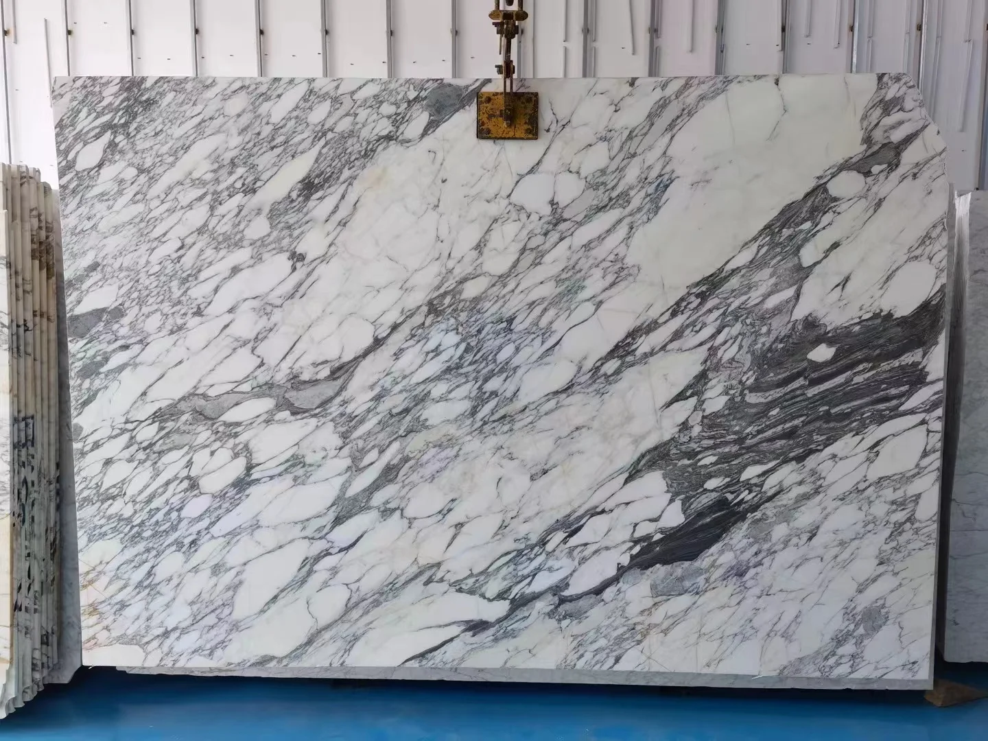 Marbre Arabescato Corchia White - usage et pose par Asena