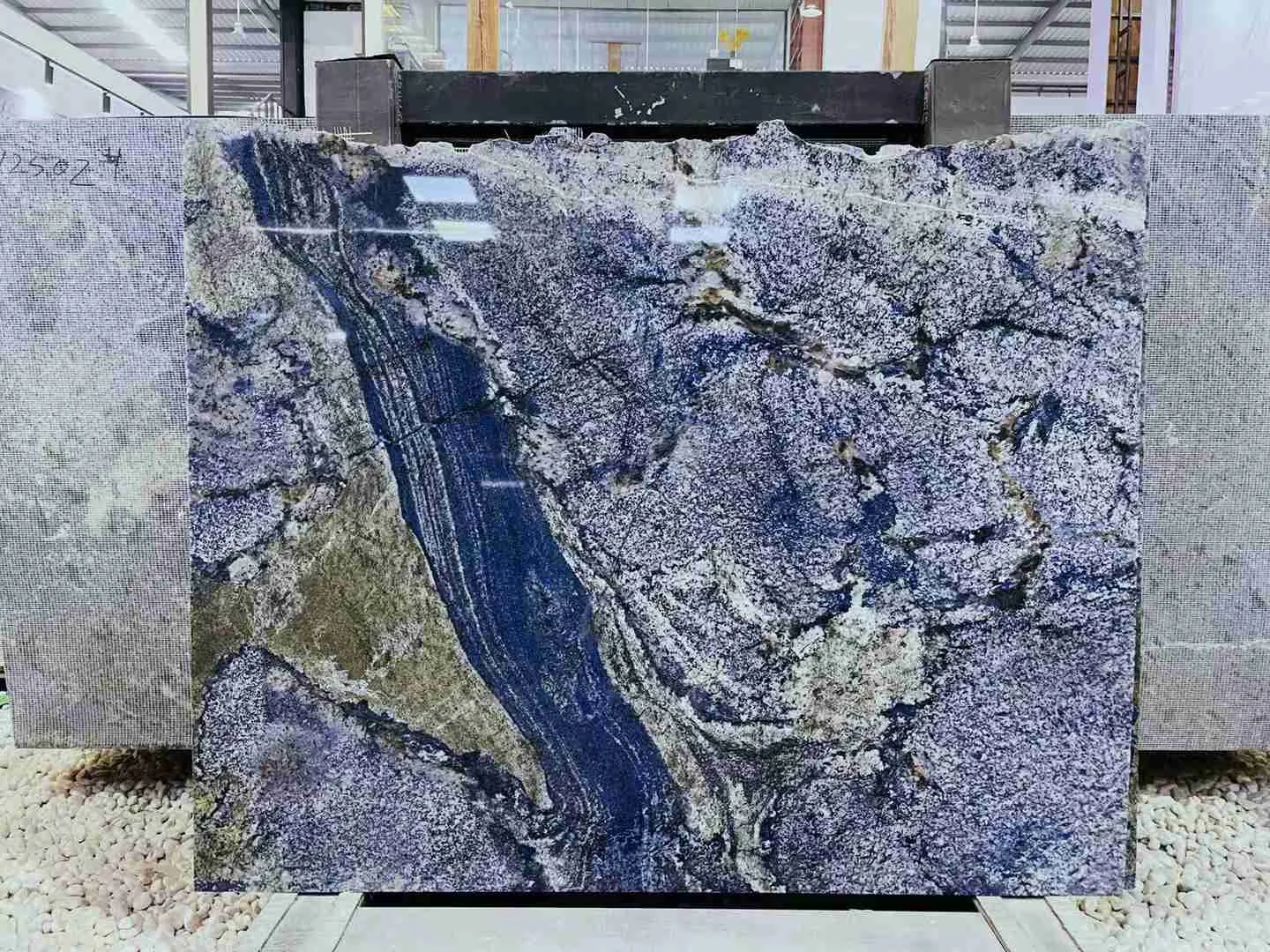 Quartzite Azul Bahia Blue - usage et pose par Asena