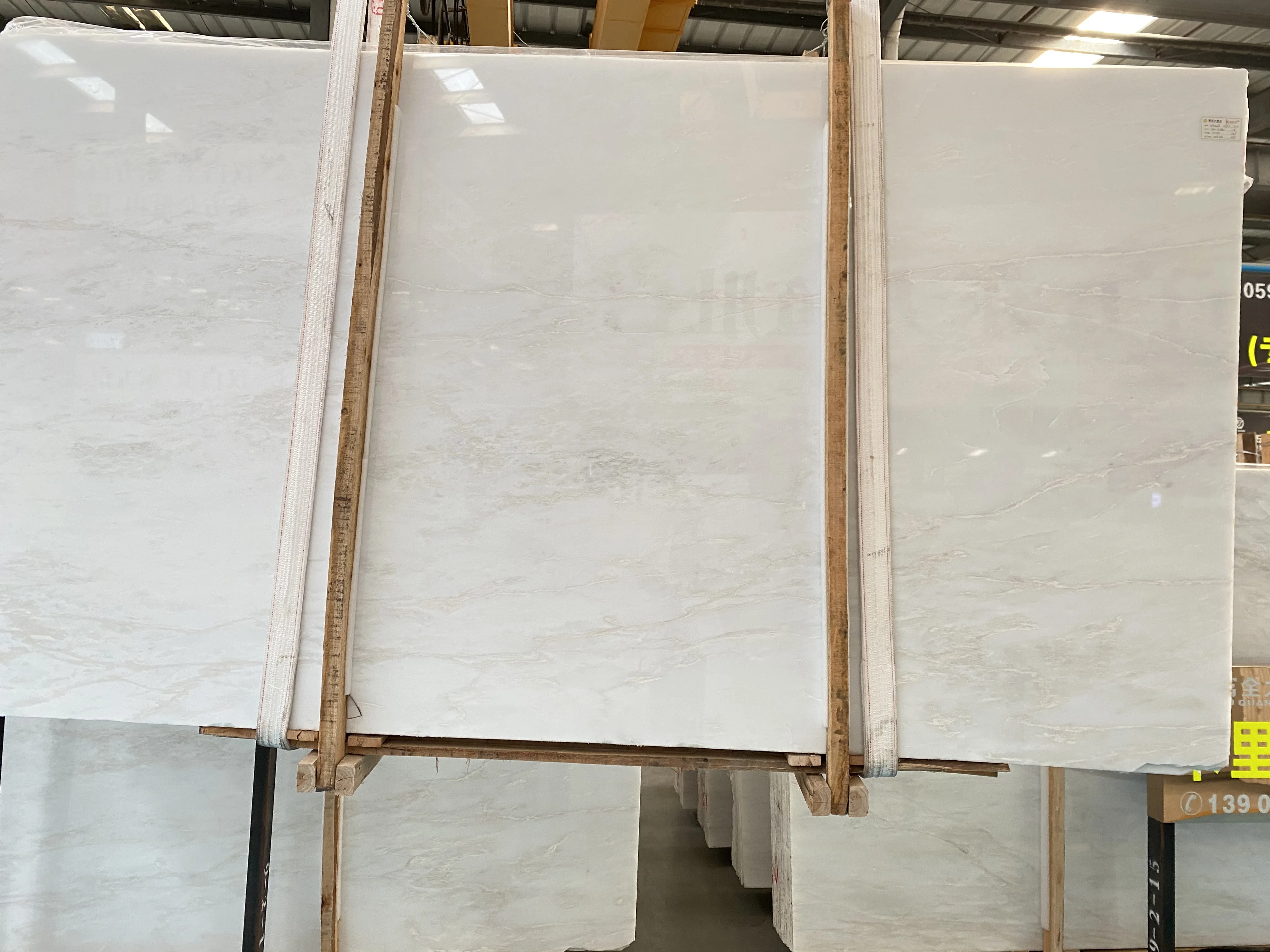 Marbre Cary Ice White Jade - usage et pose par Asena