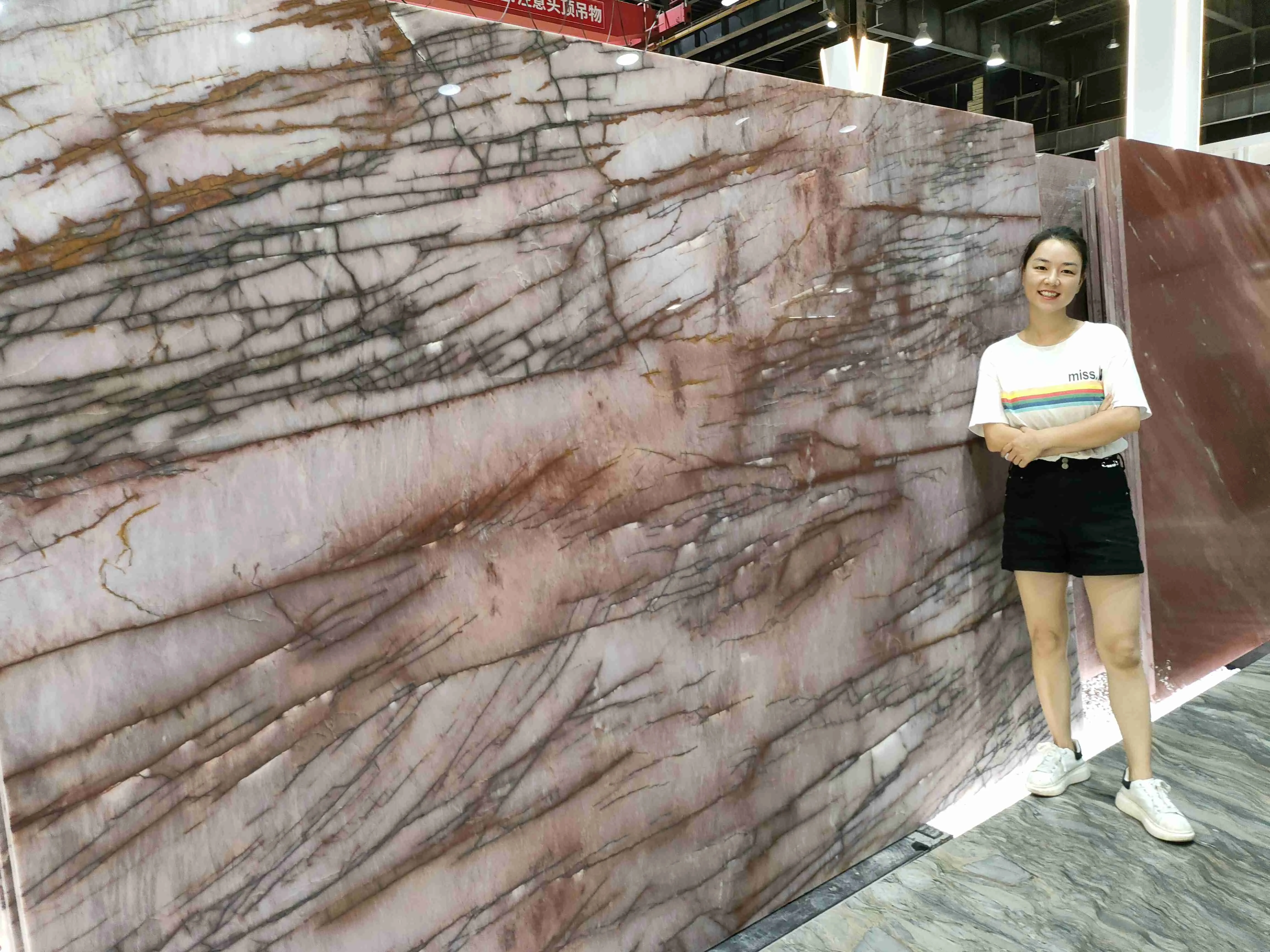 Quartzite Cosmopolitan Red - usage et pose par Asena