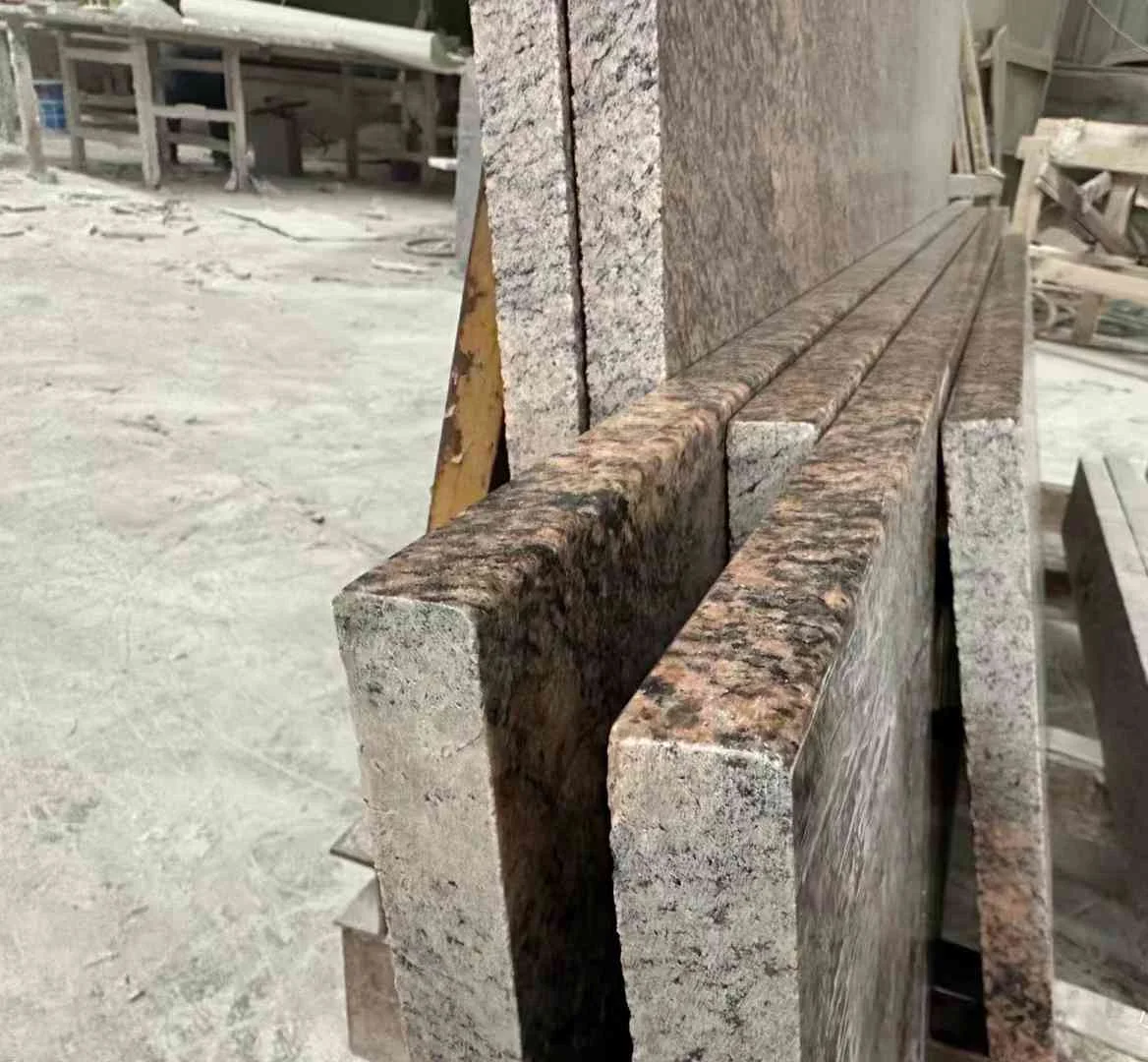 Granit Giallo California Brown - usage et pose par Asena