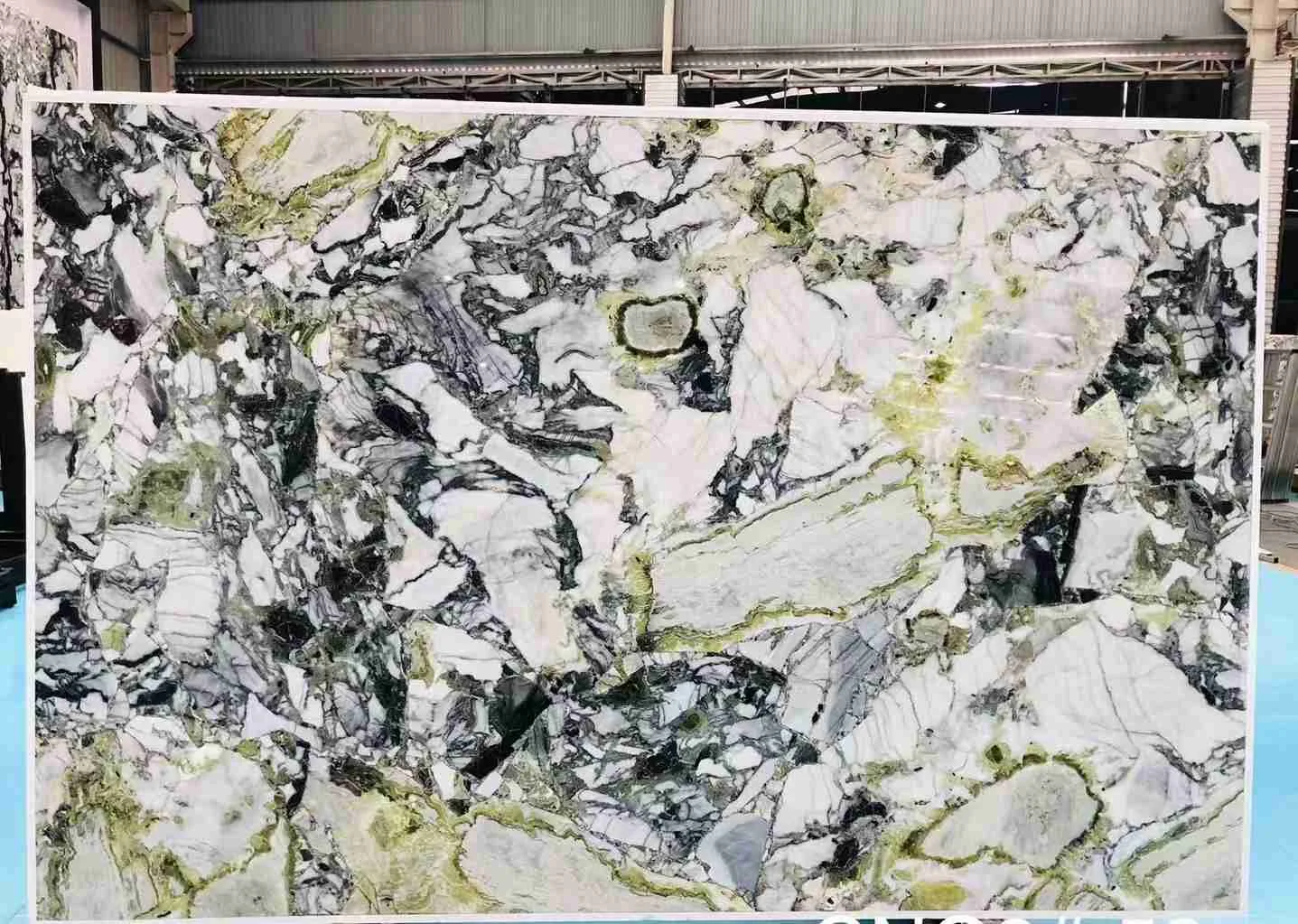 Marbre Ice Jade Green - usage et pose par Asena