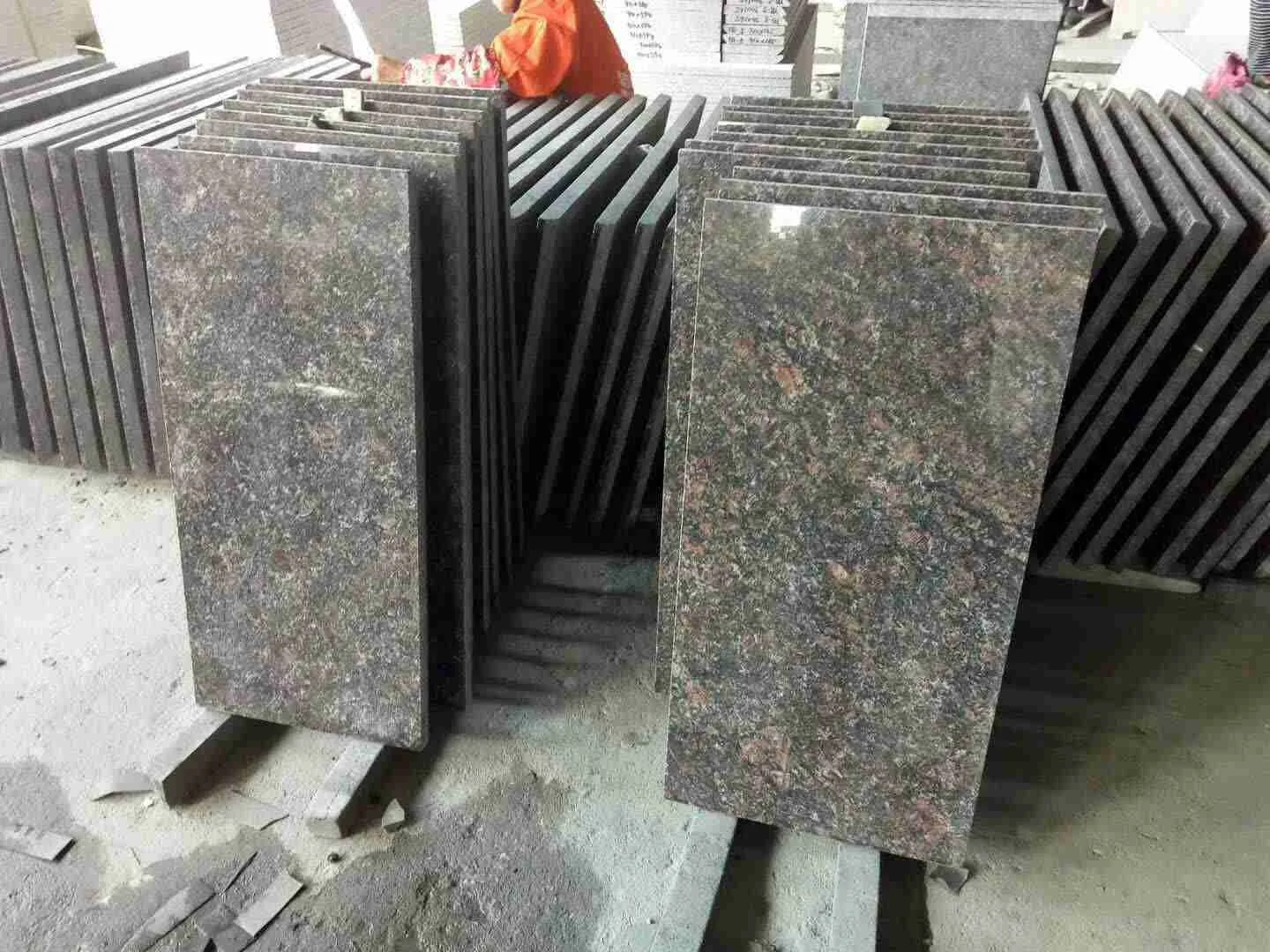 Granit Tan Brown - usage et pose par Asena