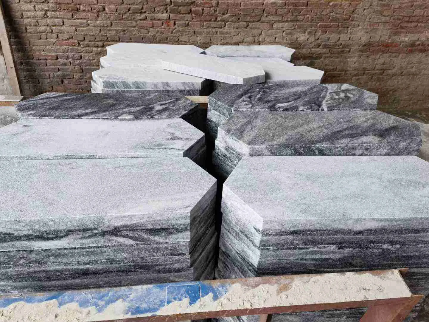 Granit Viscont White - usage et pose par Asena